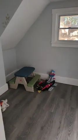 33 Avery Street Laconia NH 03246