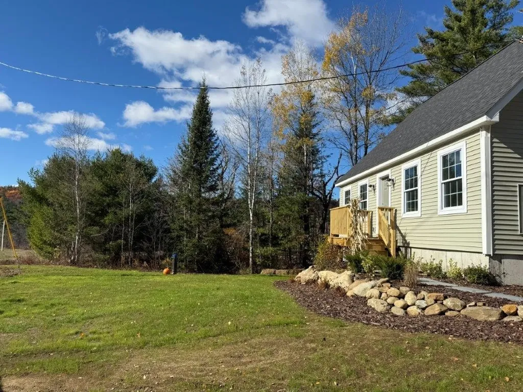 9 Dove Lane Canaan NH 03741