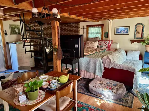 220 Couchtown Warner NH 03278