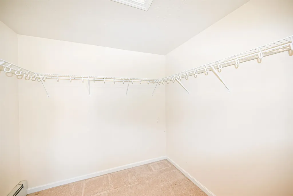 21 Prairie Court Manchester NH 03102