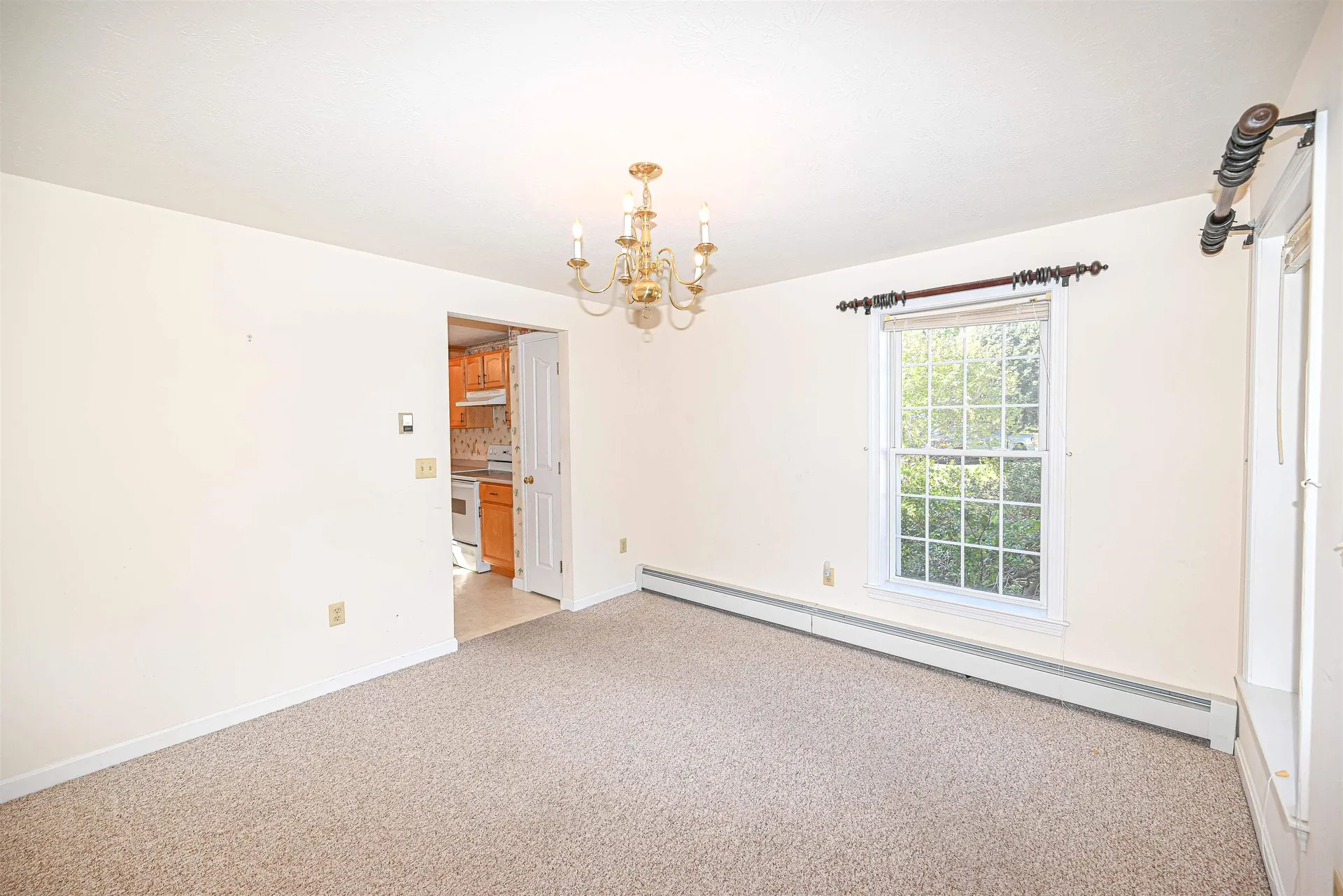 21 Prairie Court Manchester NH 03102