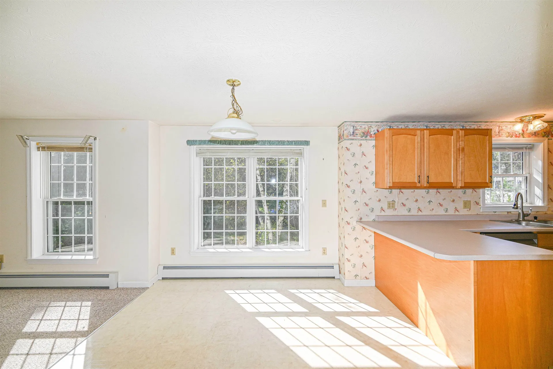 21 Prairie Court Manchester NH 03102