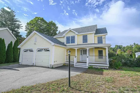 21 Prairie Court Manchester NH 03102