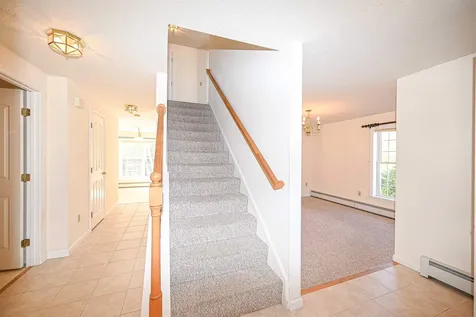 21 Prairie Court Manchester NH 03102