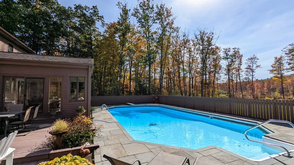 25 Quarry Road Meredith NH 03253