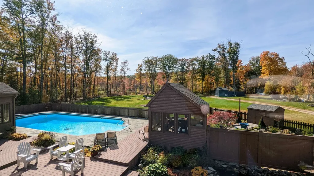 25 Quarry Road Meredith NH 03253