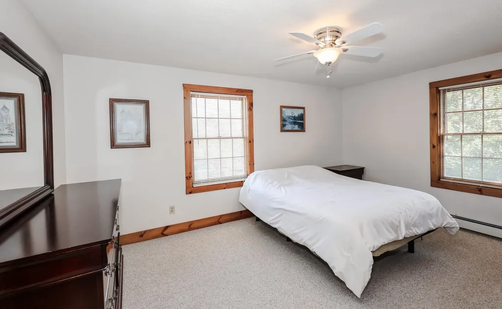 35 Foch Street Goffstown NH 03045