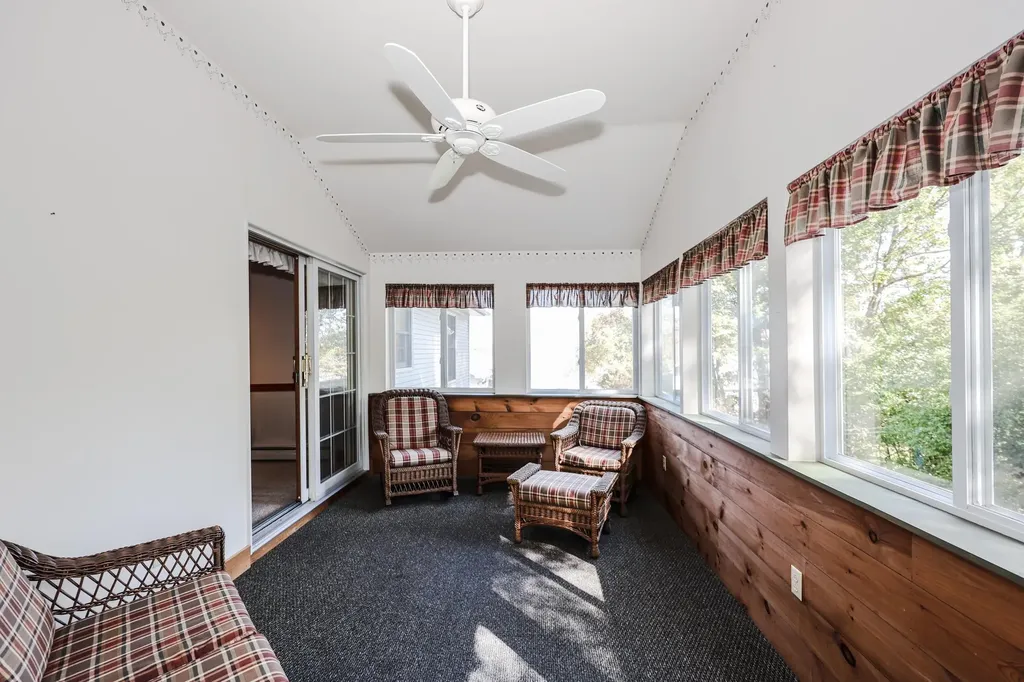 35 Foch Street Goffstown NH 03045