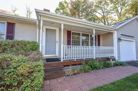 35 Foch Street Goffstown NH 03045
