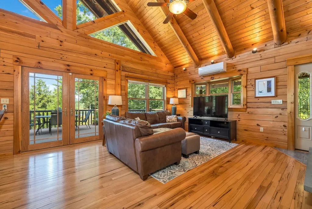 24 Shirley Way Tuftonboro NH 03853