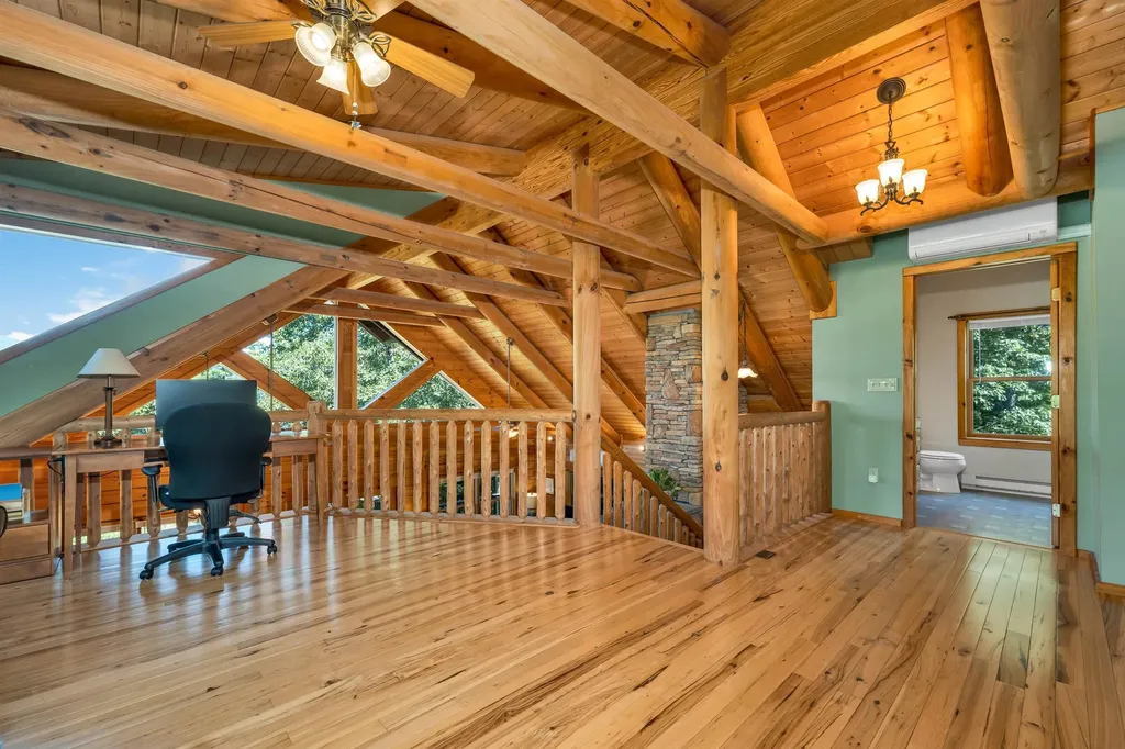 24 Shirley Way Tuftonboro NH 03853