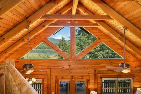 24 Shirley Way Tuftonboro NH 03853