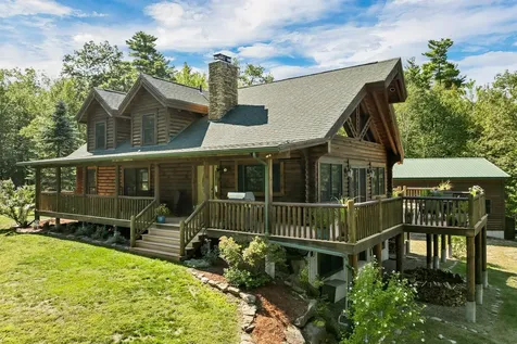 24 Shirley Way Tuftonboro NH 03853