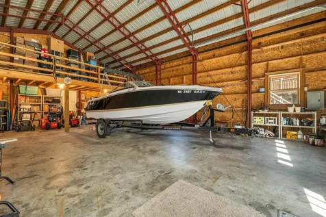 24 Shirley Way Tuftonboro NH 03853