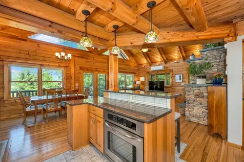 24 Shirley Way Tuftonboro NH 03853