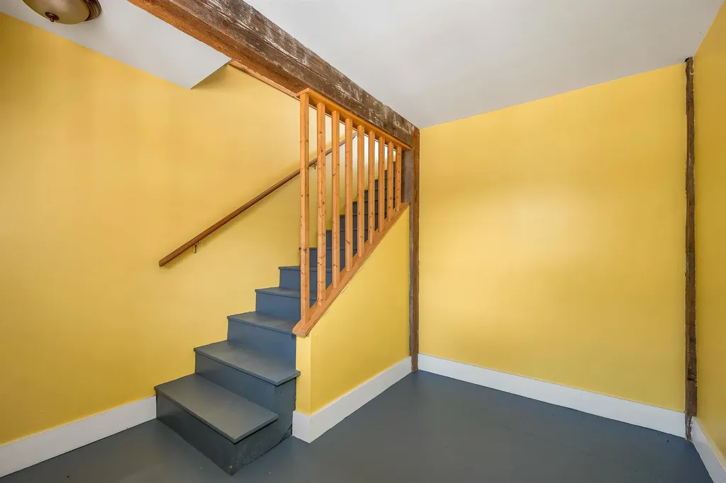 300 New Hampshire Route 25 Warren NH 03279