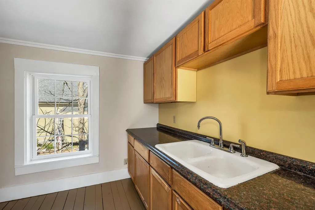 300 New Hampshire Route 25 Warren NH 03279