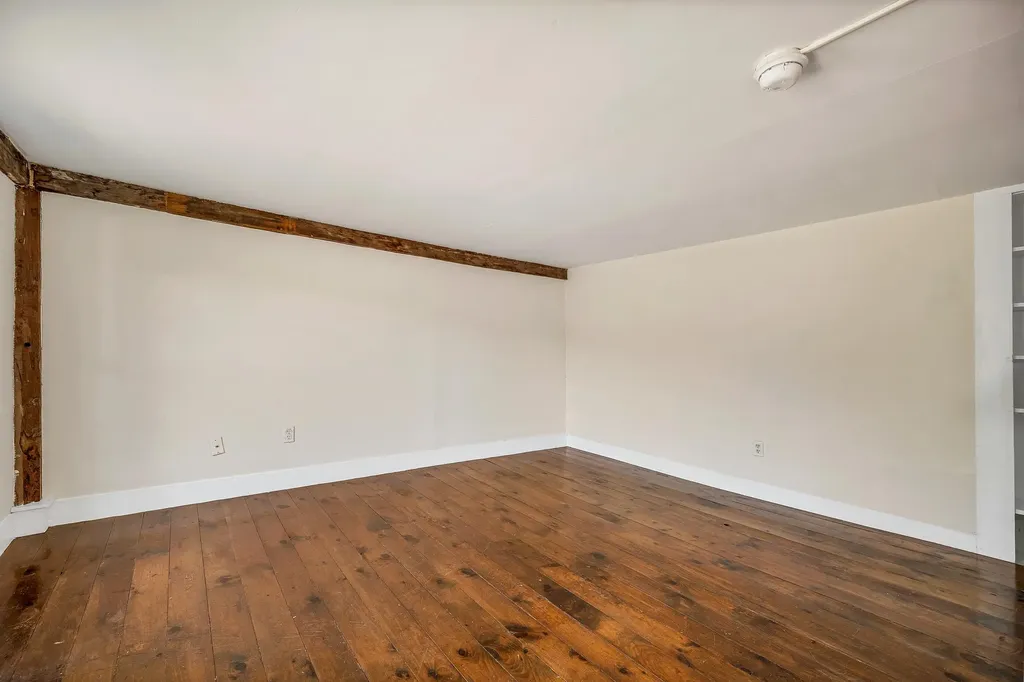 300 New Hampshire Route 25 Warren NH 03279