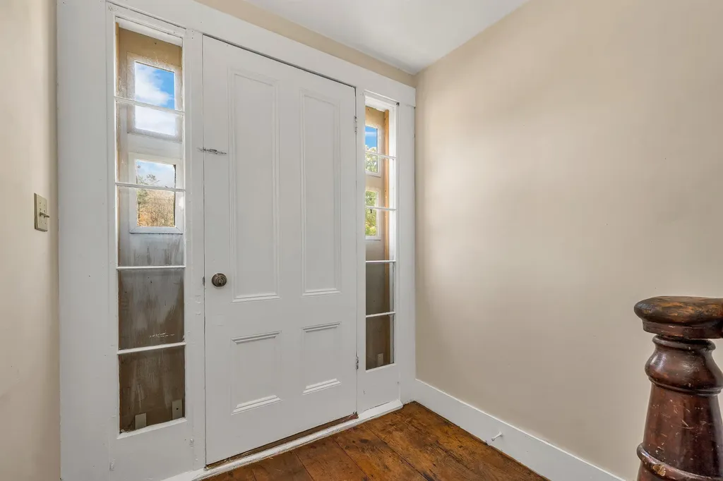 300 New Hampshire Route 25 Warren NH 03279