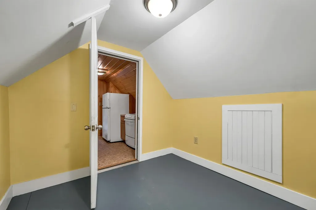 300 New Hampshire Route 25 Warren NH 03279