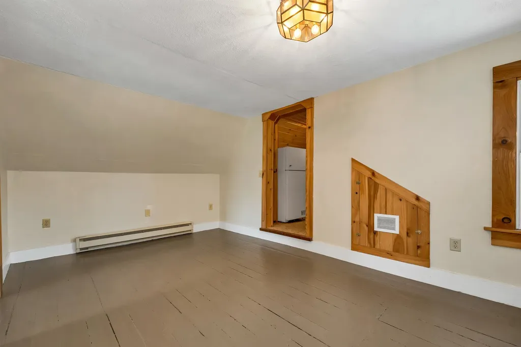 300 New Hampshire Route 25 Warren NH 03279