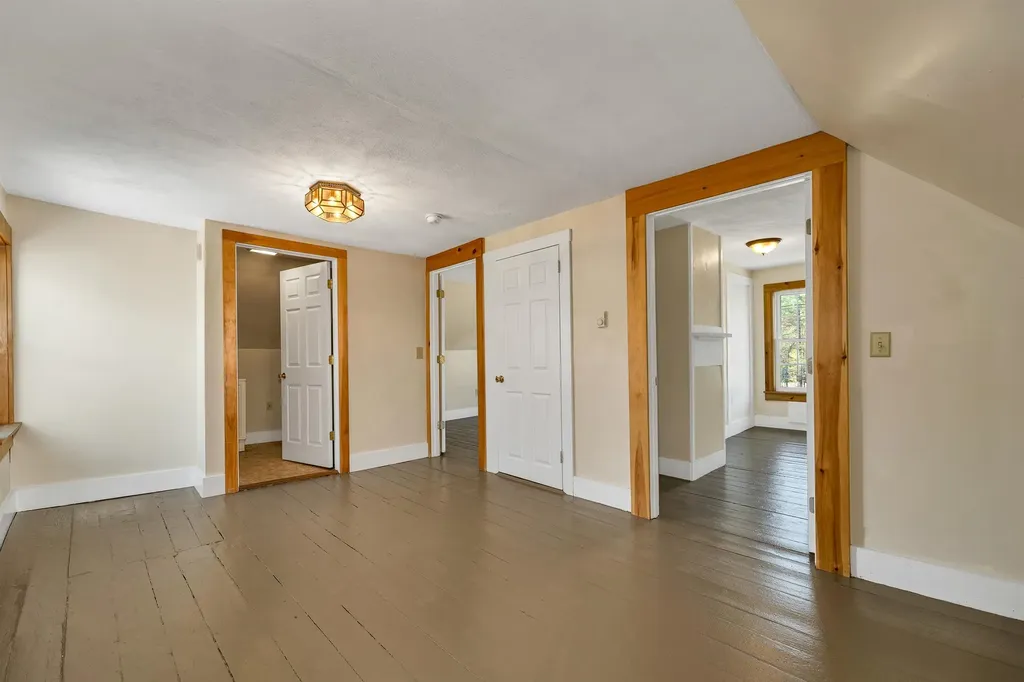 300 New Hampshire Route 25 Warren NH 03279