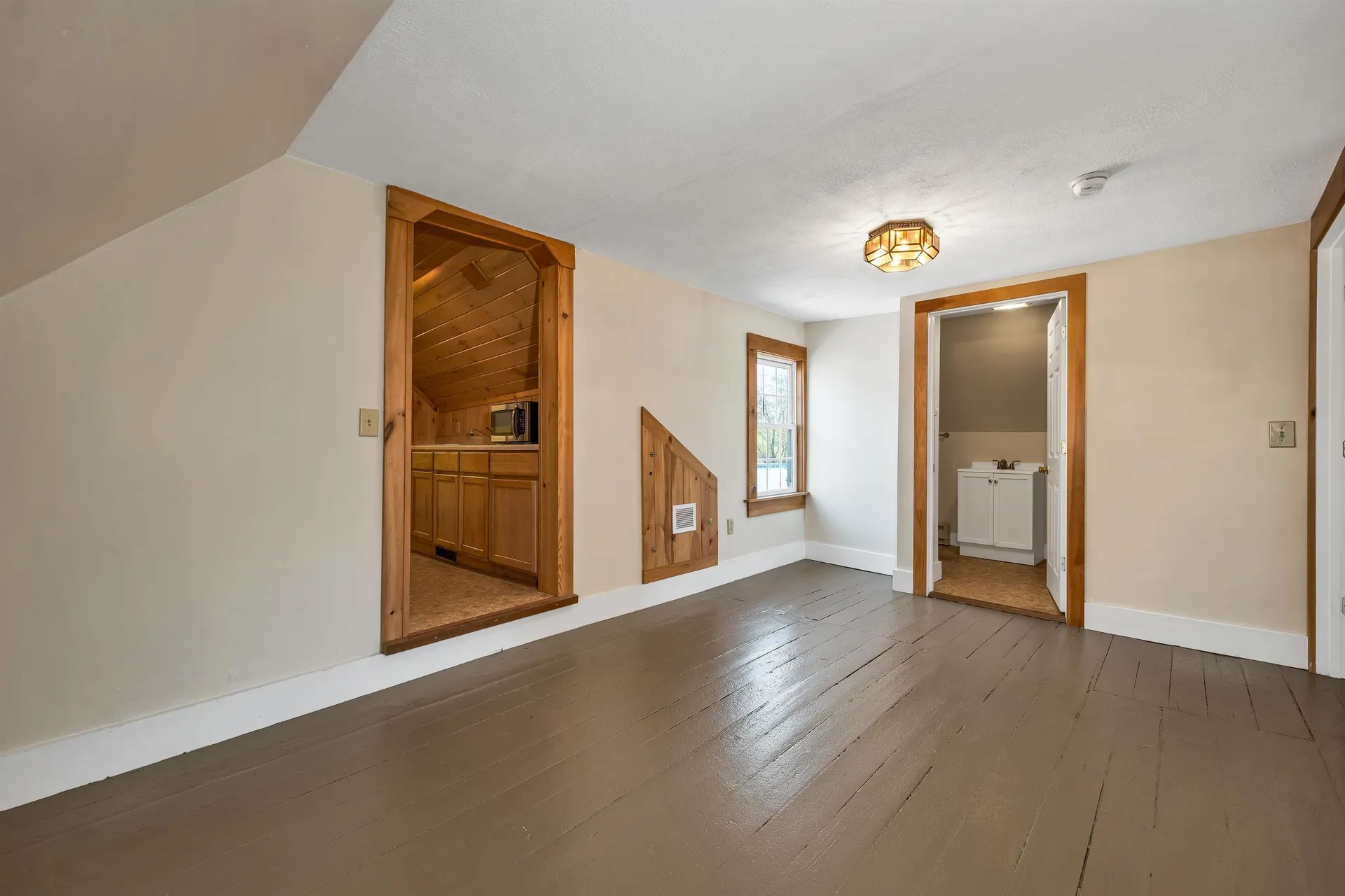 300 New Hampshire Route 25 Warren NH 03279