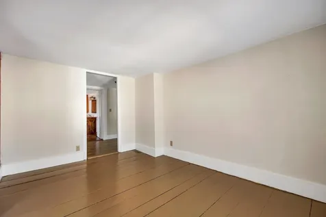 300 New Hampshire Route 25 Warren NH 03279