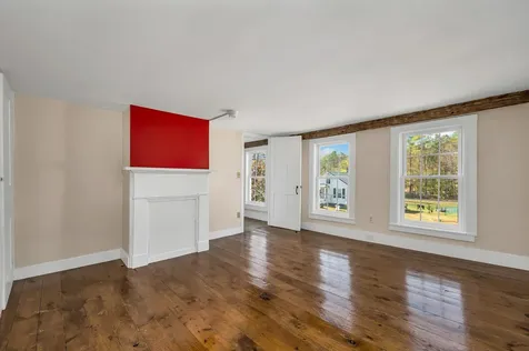 300 New Hampshire Route 25 Warren NH 03279