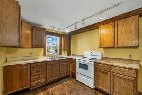 300 New Hampshire Route 25 Warren NH 03279