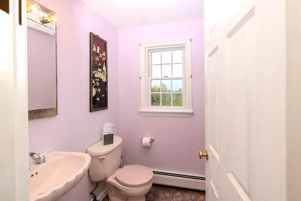 68 New Rye Road Epsom NH 03234