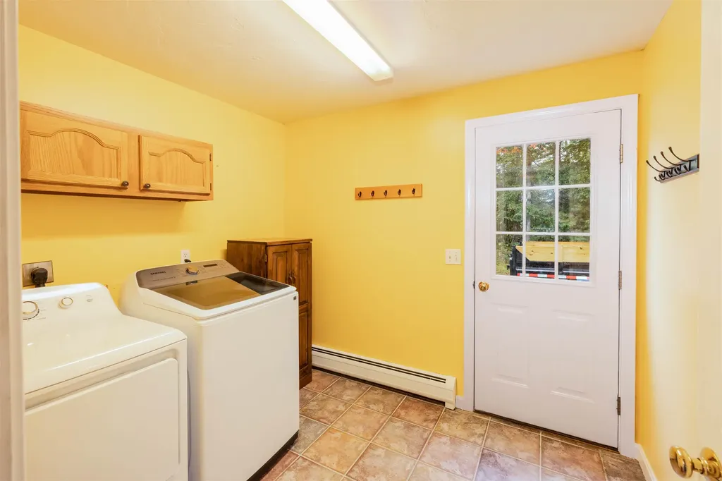 68 New Rye Road Epsom NH 03234