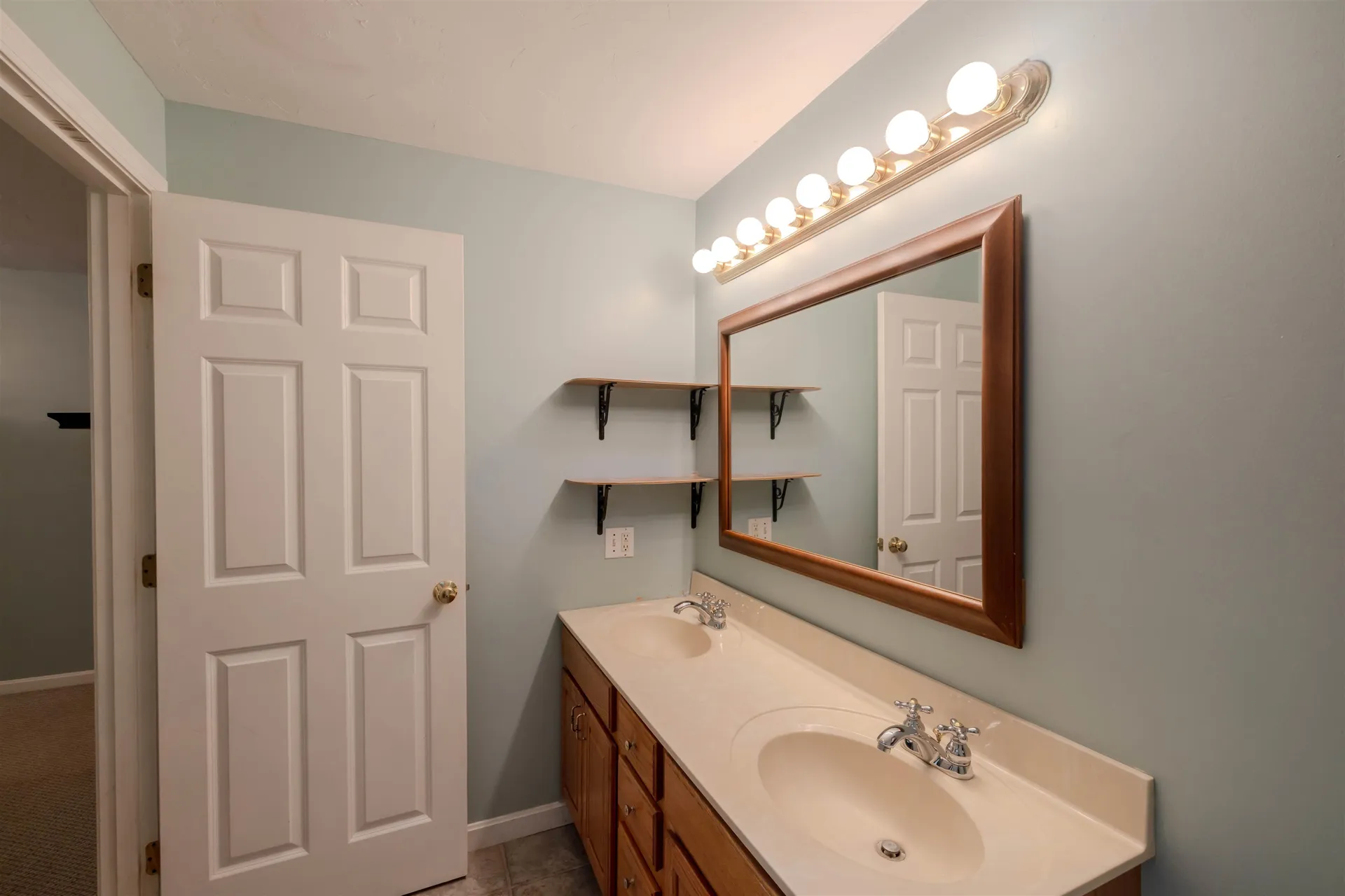 68 New Rye Road Epsom NH 03234