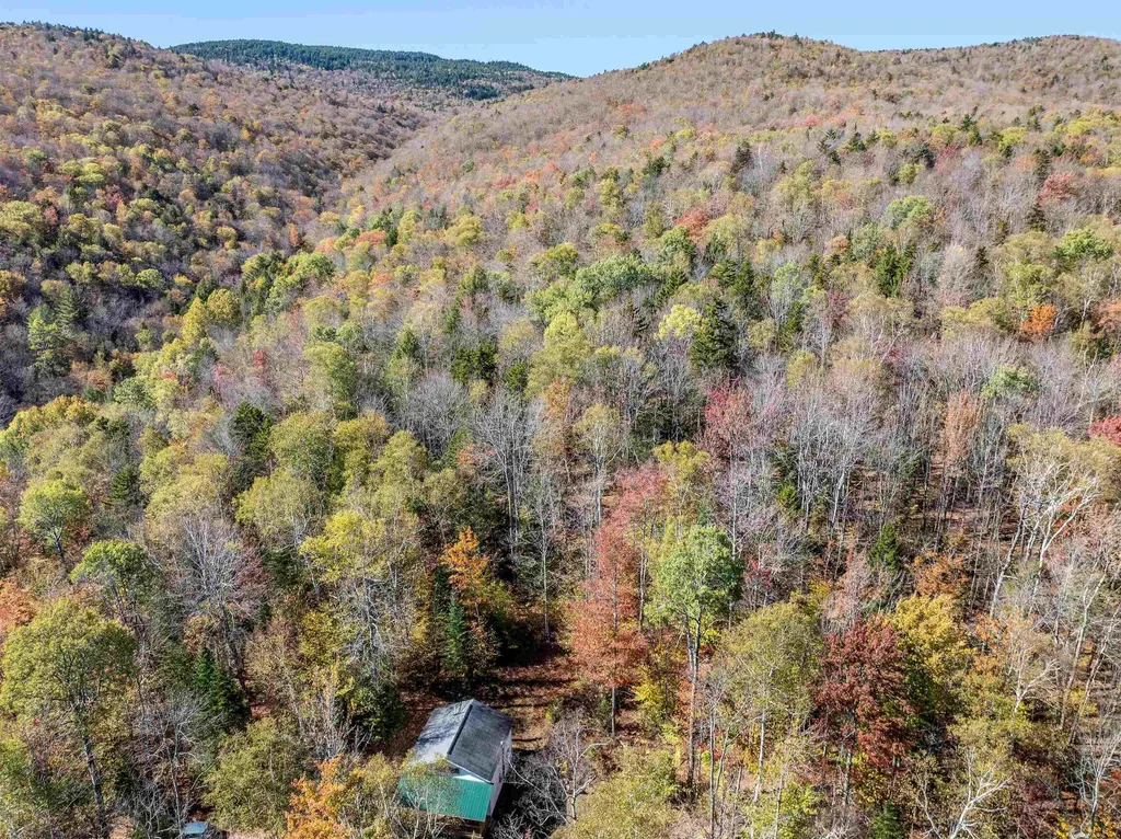 00 Devil's Washbowl Road Moretown VT 05660