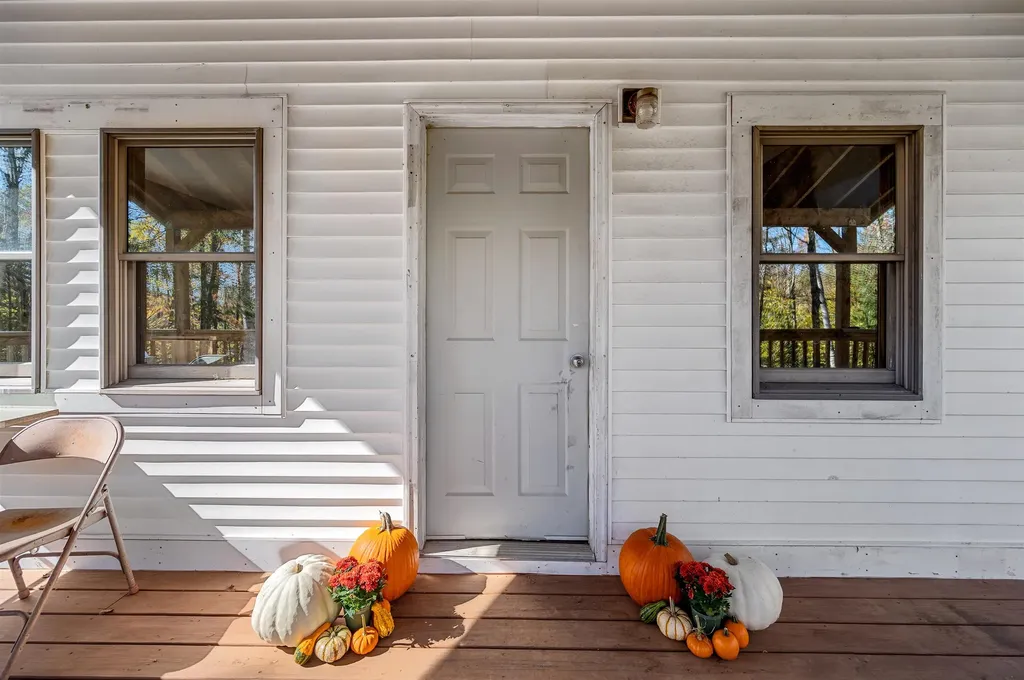 00 Devil's Washbowl Road Moretown VT 05660