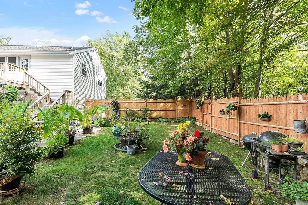 17 Ashburnham Road New Ipswich NH 03071