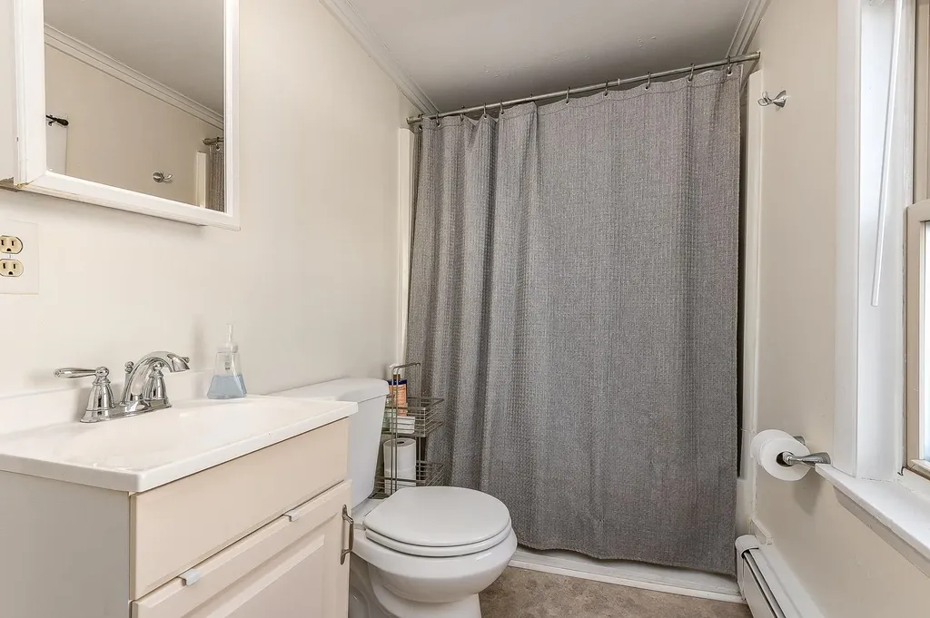 92 Brewster Street Portsmouth NH 03801