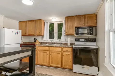 92 Brewster Street Portsmouth NH 03801