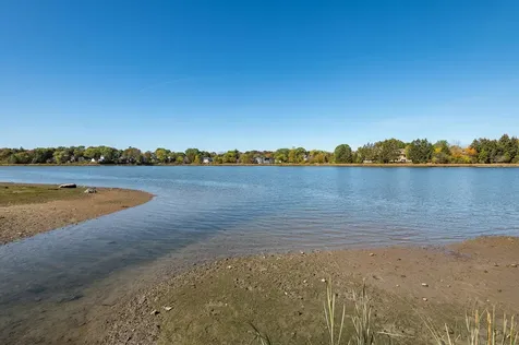 92 Brewster Street Portsmouth NH 03801