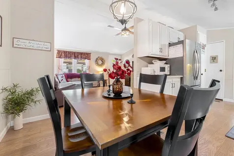 53 Rachael Circle Goffstown NH 03045