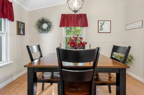 53 Rachael Circle Goffstown NH 03045