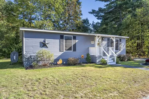 53 Rachael Circle Goffstown NH 03045