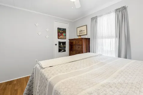 53 Rachael Circle Goffstown NH 03045