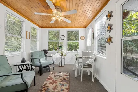 53 Rachael Circle Goffstown NH 03045