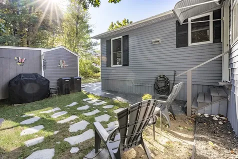 53 Rachael Circle Goffstown NH 03045