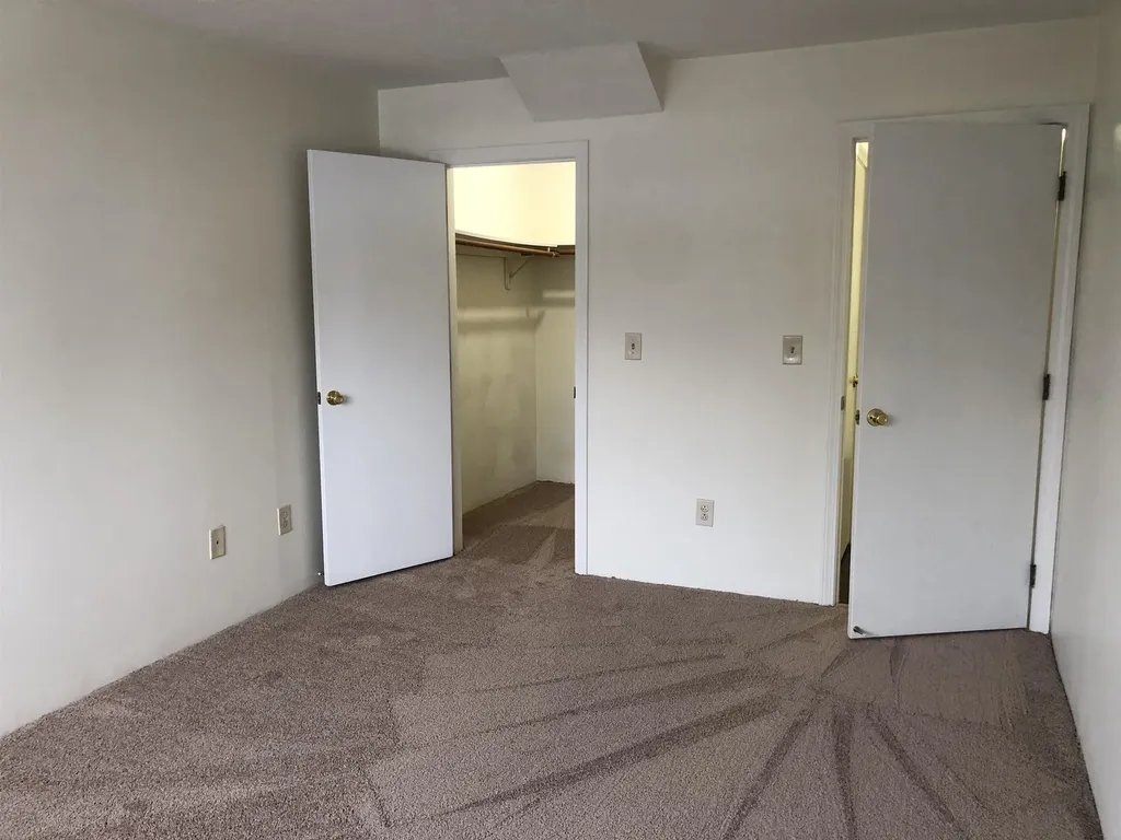 383 Huse Road Manchester NH 03103