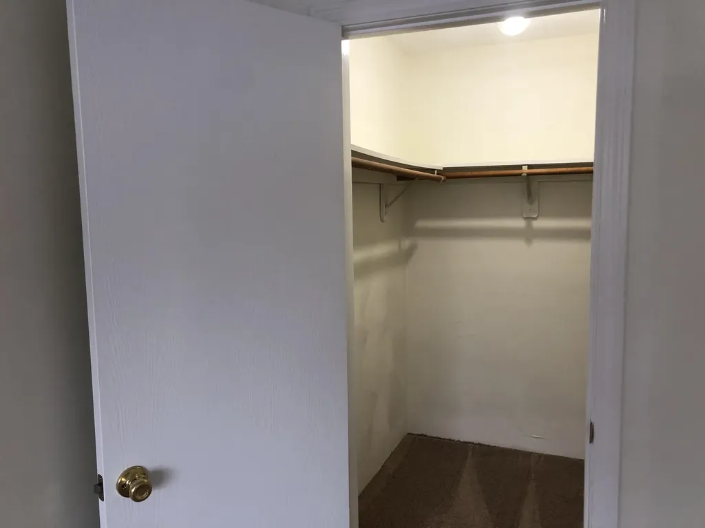 383 Huse Road Manchester NH 03103