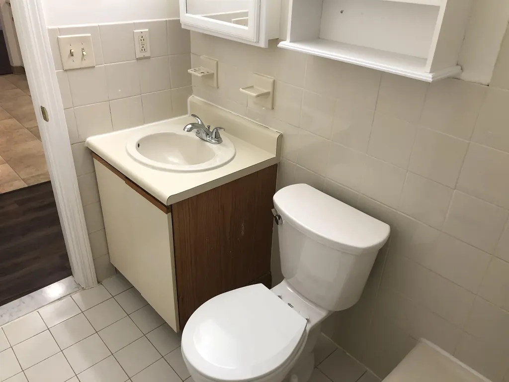 383 Huse Road Manchester NH 03103