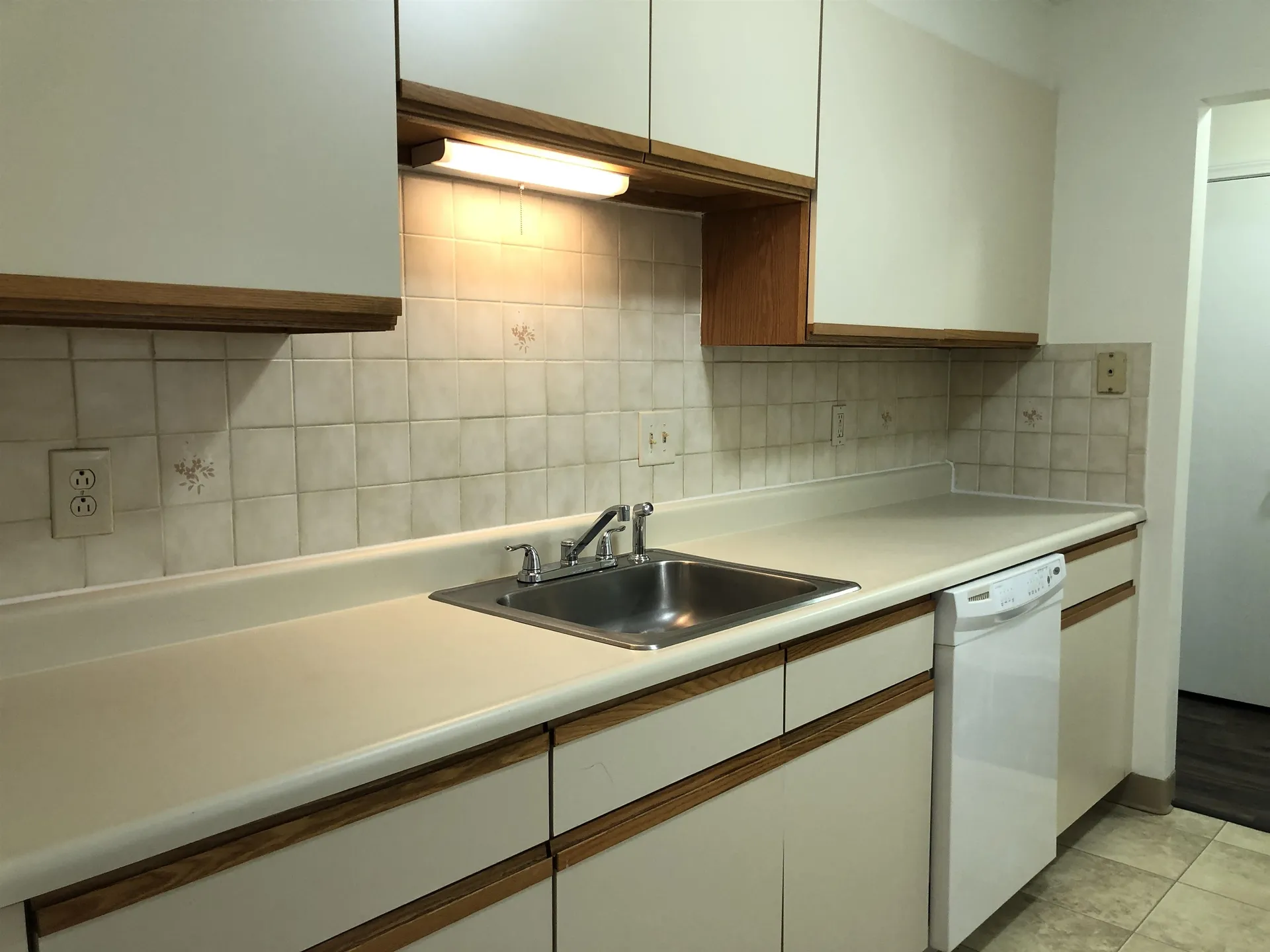 383 Huse Road Manchester NH 03103