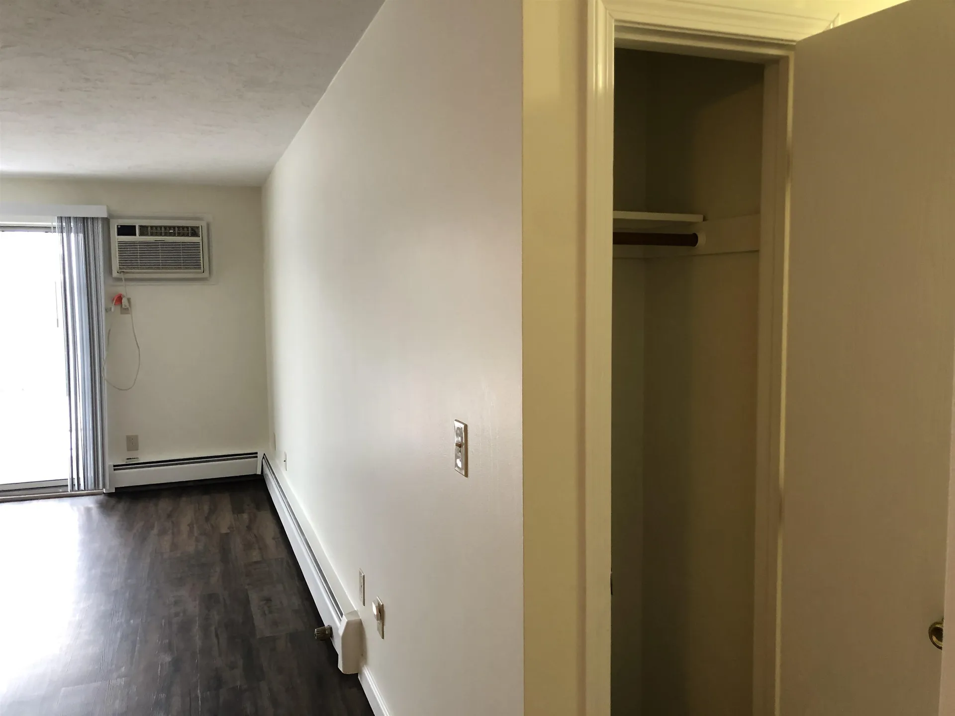 383 Huse Road Manchester NH 03103